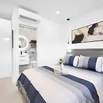 Modern Oasis Near Design District, Wynwood